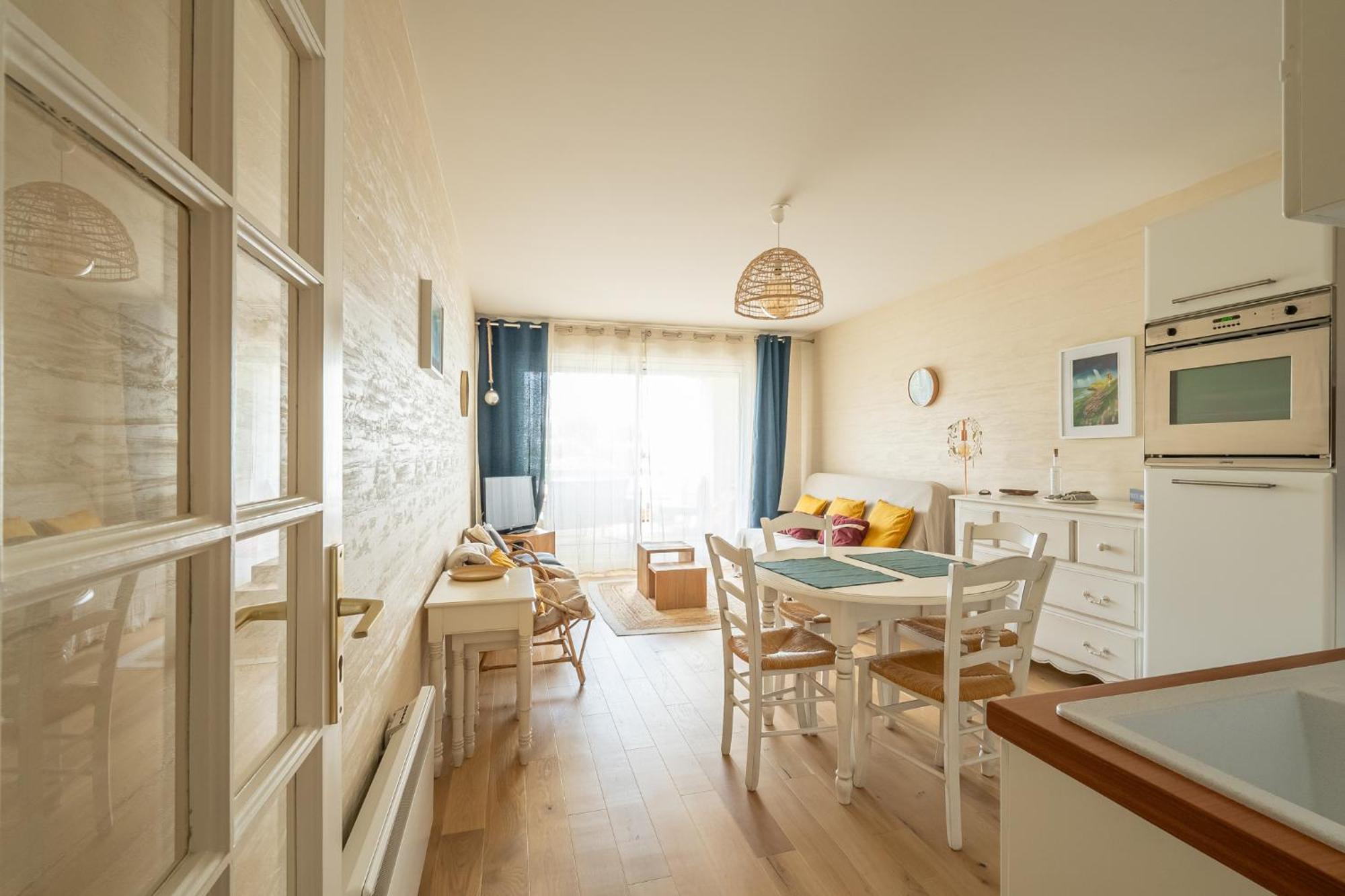 Agreable Appartement Et Terrasse A 2 Pas De La Mer Wimereux Eksteriør bilde