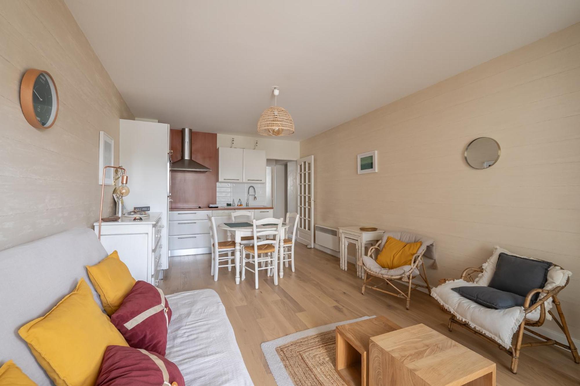 Agreable Appartement Et Terrasse A 2 Pas De La Mer Wimereux Eksteriør bilde