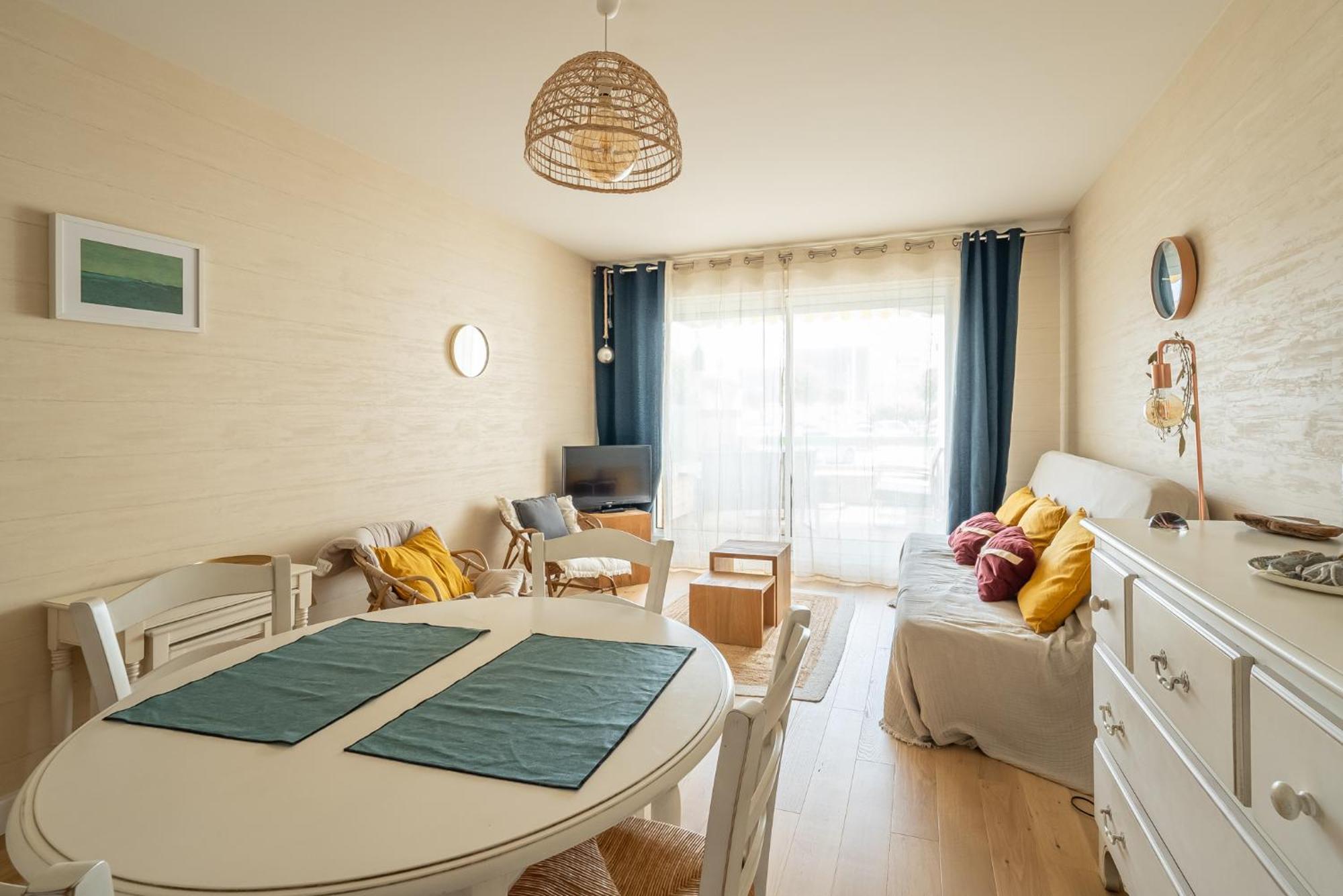 Agreable Appartement Et Terrasse A 2 Pas De La Mer Wimereux Eksteriør bilde